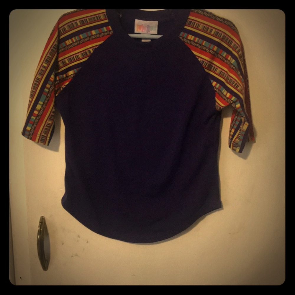 Lularoe “Sloan” child’s shirt.